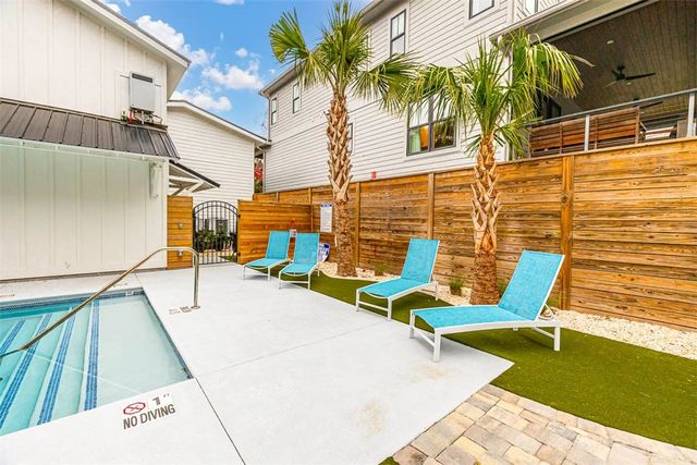 908 Ocean Blvd, St Simons Island, GA 31522