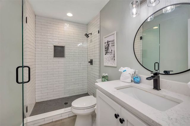 908 Ocean Blvd, St Simons Island, GA 31522