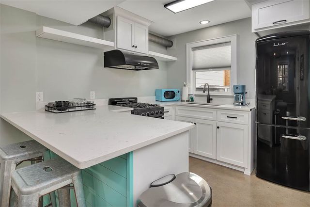 908 Ocean Blvd, St Simons Island, GA 31522