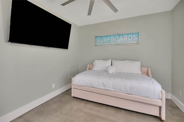 908 Ocean Blvd, St Simons Island, GA 31522