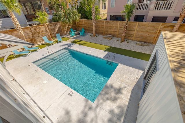 908 Ocean Blvd, St Simons Island, GA 31522