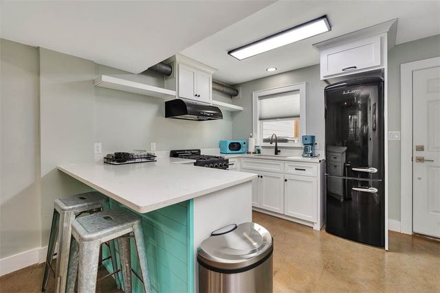 908 Ocean Blvd, St Simons Island, GA 31522