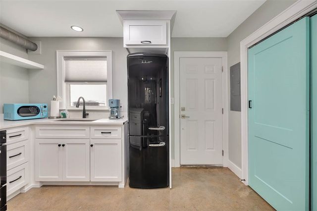 908 Ocean Blvd, St Simons Island, GA 31522