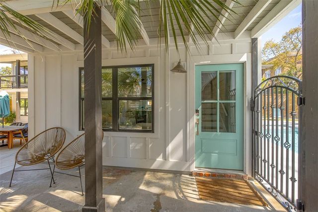 908 Ocean Blvd, St Simons Island, GA 31522