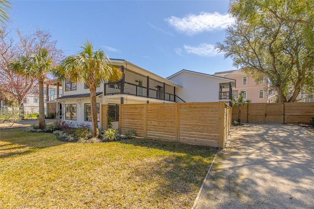 908 Ocean Blvd, St Simons Island, GA 31522