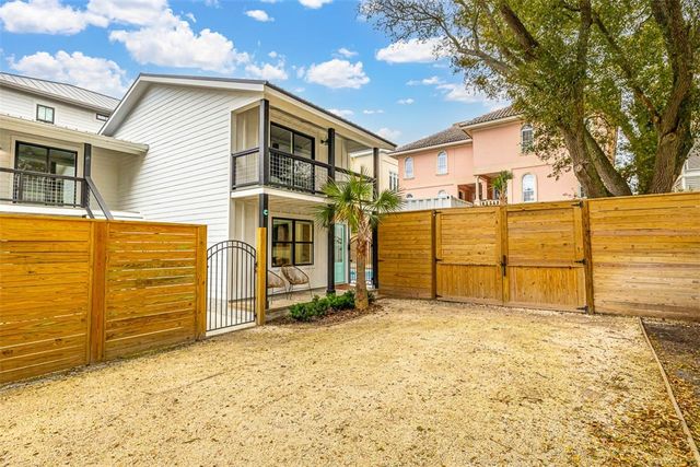 908 Ocean Blvd, St Simons Island, GA 31522