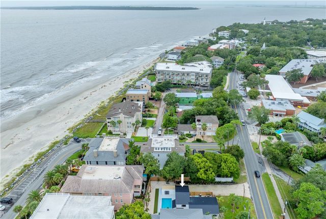 908 Ocean Blvd, St Simons Island, GA 31522