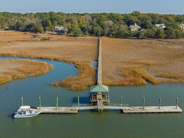 8460 Chisolm Plantation Road, Edisto Island, SC 29438