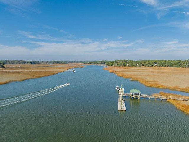 8460 Chisolm Plantation Road, Edisto Island, SC 29438