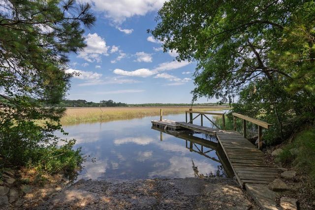 8460 Chisolm Plantation Road, Edisto Island, SC 29438