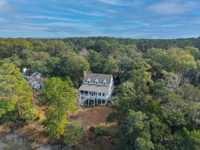 8460 Chisolm Plantation Road, Edisto Island, SC 29438