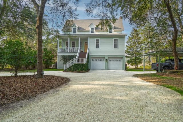 8460 Chisolm Plantation Road, Edisto Island, SC 29438