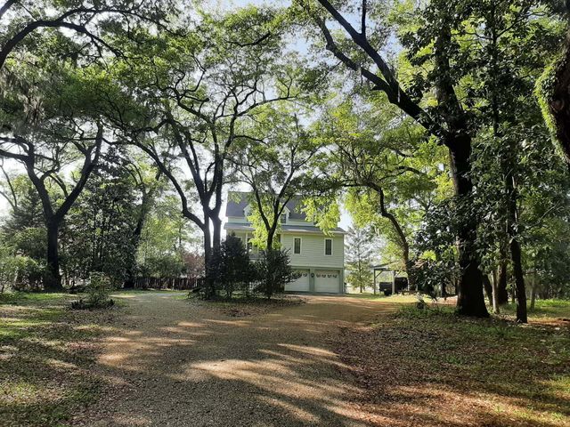 8460 Chisolm Plantation Road, Edisto Island, SC 29438