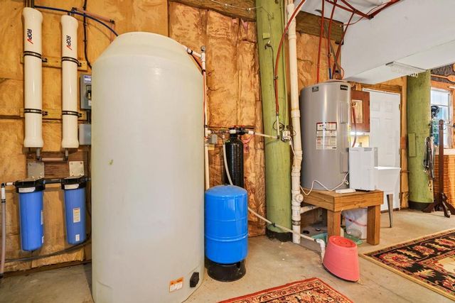 8460 Chisolm Plantation Road, Edisto Island, SC 29438