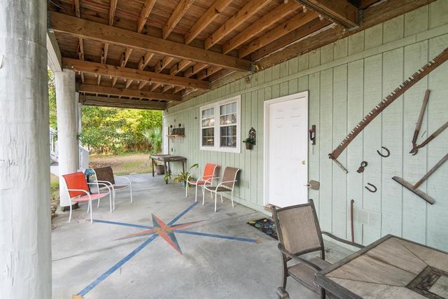 8460 Chisolm Plantation Road, Edisto Island, SC 29438