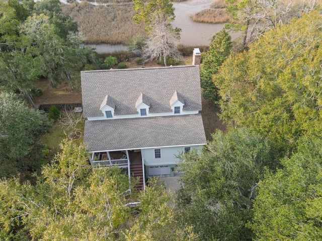 8460 Chisolm Plantation Road, Edisto Island, SC 29438