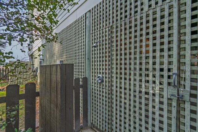 8460 Chisolm Plantation Road, Edisto Island, SC 29438