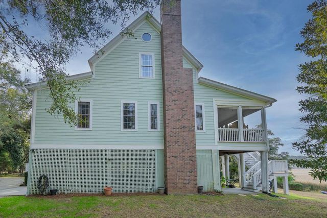 8460 Chisolm Plantation Road, Edisto Island, SC 29438