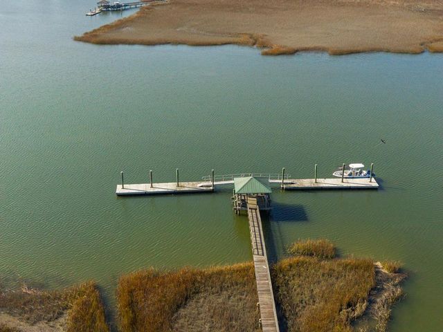 8460 Chisolm Plantation Road, Edisto Island, SC 29438