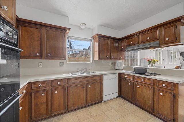 411 Cannon Ball Drive, Spring, TX 77380