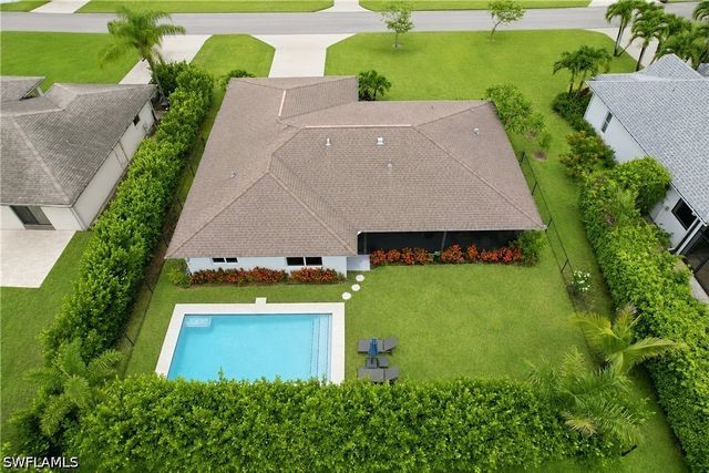 9690 Sussex ST, Naples, FL 34109