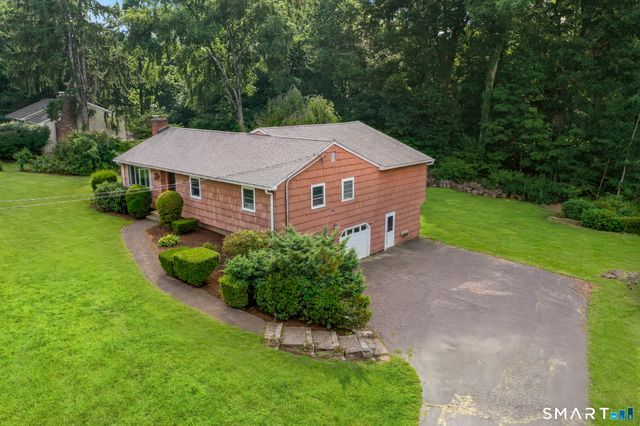46 Longfellow Road, Shelton, CT 06484