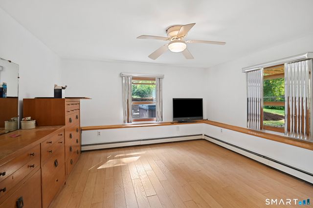 46 Longfellow Road, Shelton, CT 06484