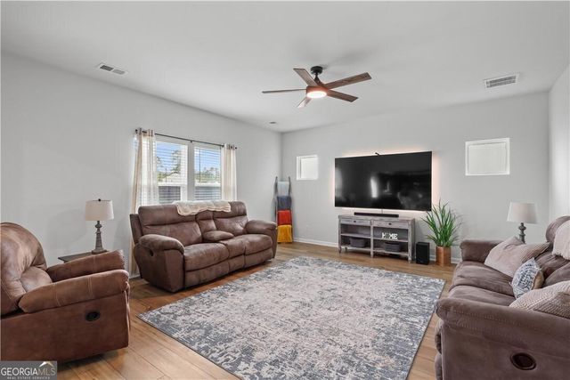 180 Daylily Drive, Springfield, GA 31329