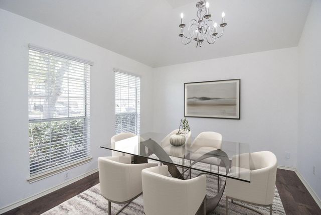 2111 Sailwind Drive, Pearland, TX 77584