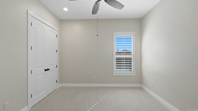 1329 RIVER PLACE DR, New Braunfels, TX 78130