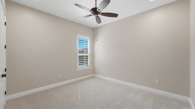 1329 RIVER PLACE DR, New Braunfels, TX 78130