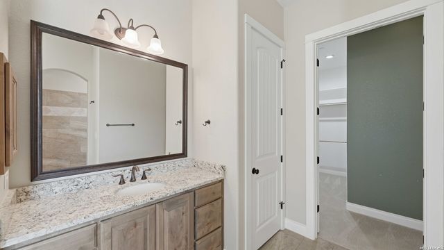 1329 RIVER PLACE DR, New Braunfels, TX 78130