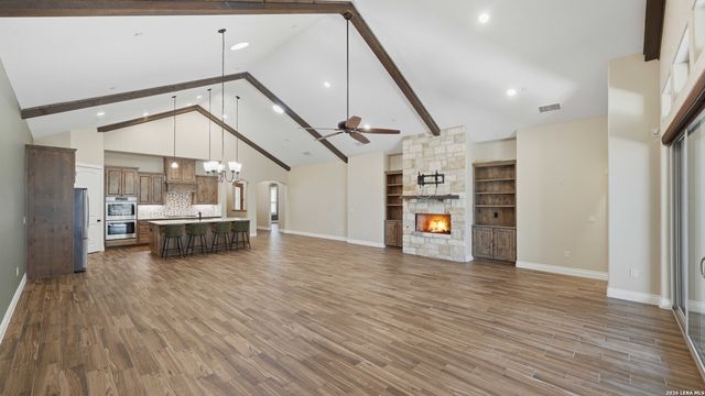 1329 RIVER PLACE DR, New Braunfels, TX 78130