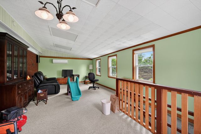 7208 Bellaire Avenue, Windsor Heights, IA 50324