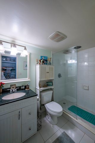 714 Northlake Court 208, North Palm Beach, FL 33408