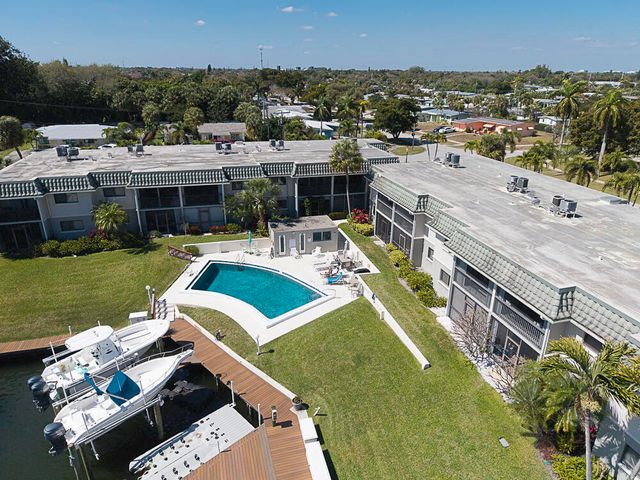 714 Northlake Court 208, North Palm Beach, FL 33408