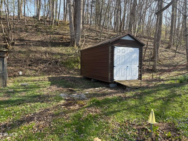 664 Currin Valley Road, Marion, VA 24354