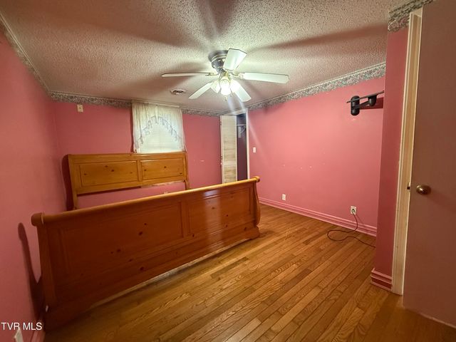664 Currin Valley Road, Marion, VA 24354