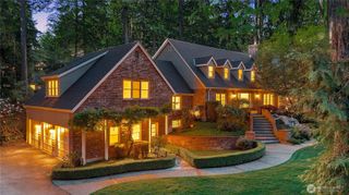 13555 NE 54th Place, Bellevue, WA 98005