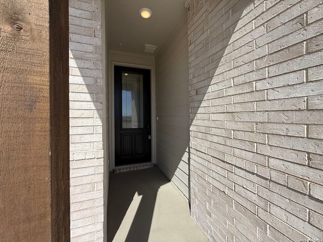 143 Peeps Ct., Adkins, TX 78101