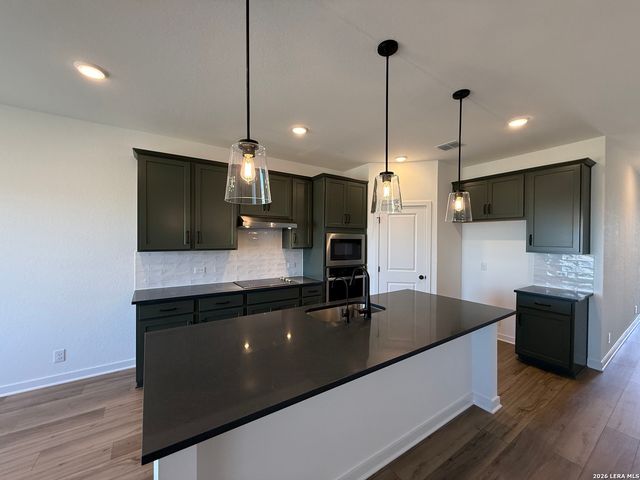 143 Peeps Ct., Adkins, TX 78101