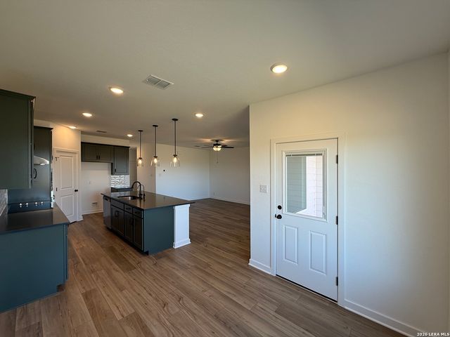 143 Peeps Ct., Adkins, TX 78101