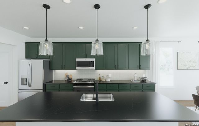 143 Peeps Ct., Adkins, TX 78101