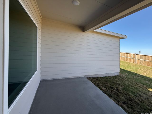 143 Peeps Ct., Adkins, TX 78101