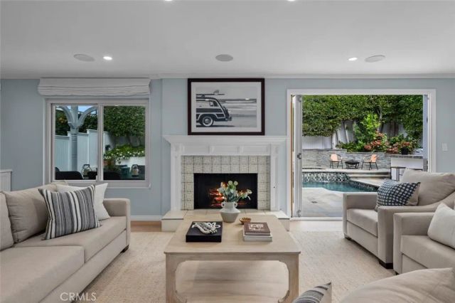 3406 Palm Avenue, Manhattan Beach, CA 90266