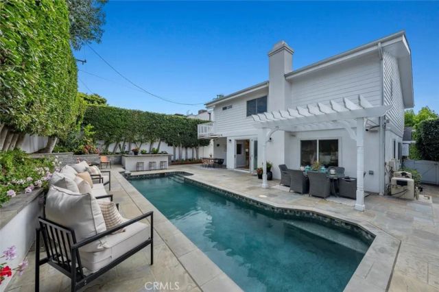 3406 Palm Avenue, Manhattan Beach, CA 90266