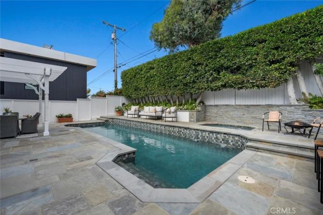 3406 Palm Avenue, Manhattan Beach, CA 90266
