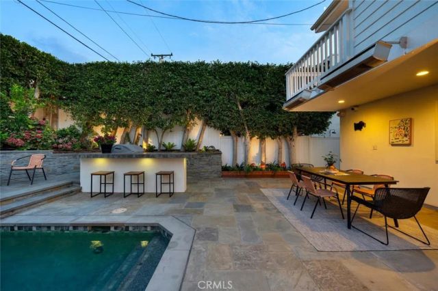 3406 Palm Avenue, Manhattan Beach, CA 90266