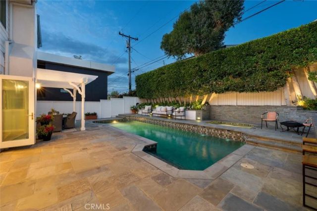 3406 Palm Avenue, Manhattan Beach, CA 90266