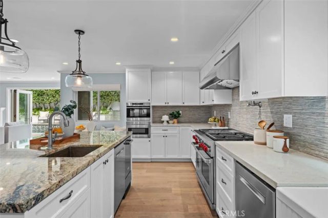 3406 Palm Avenue, Manhattan Beach, CA 90266